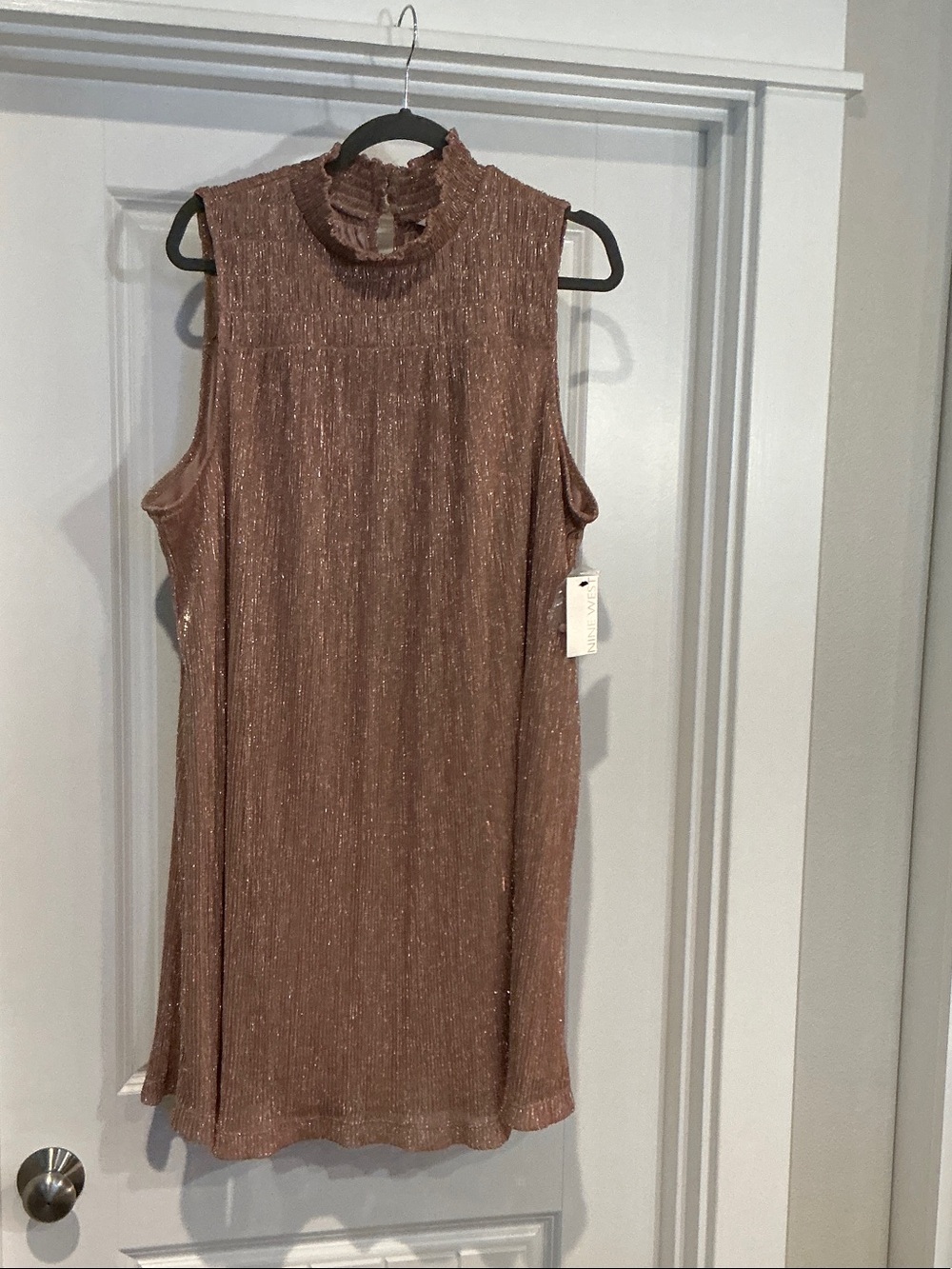 NWT Nine West Sleeveless Metallic Mock Neck Top - Rose Brown Size xl